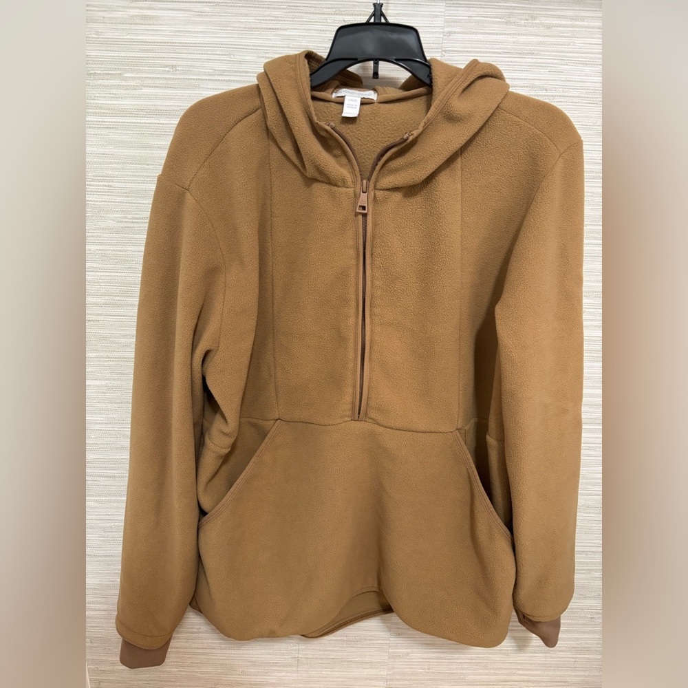 Beyond Yoga Explorer half zip pullover fleece Large. Carmel color.